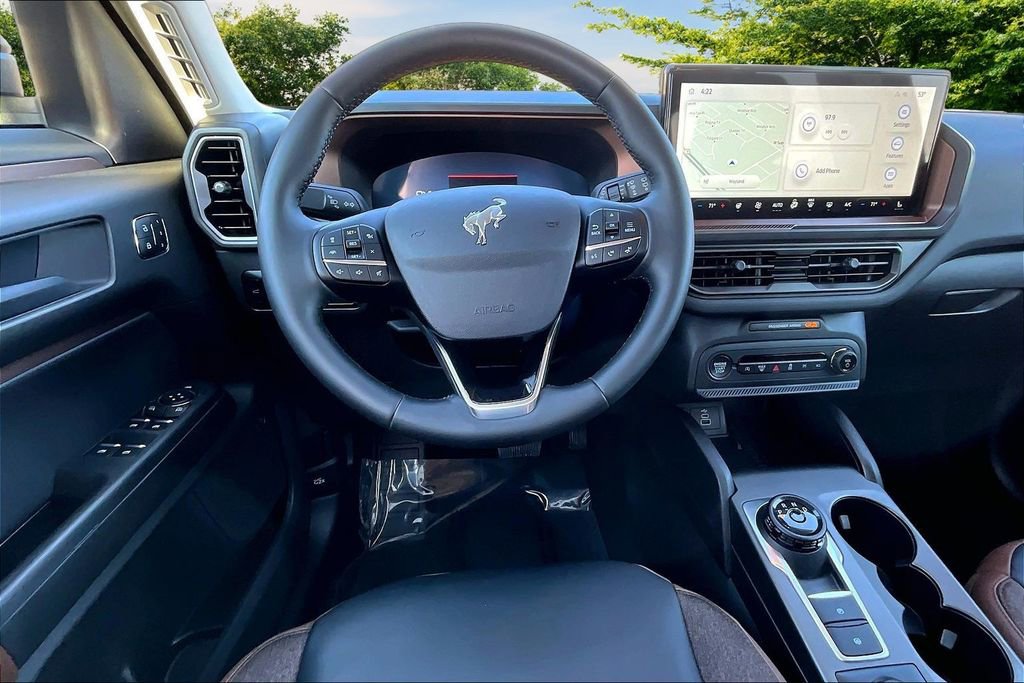 Certified 2025 Ford Bronco Sport Outer Banks w/ Outer Banks Tech Package+ image 5