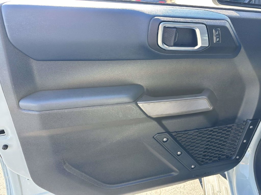 Certified 2022 Ford Bronco Outer Banks AWD/4WD image 9