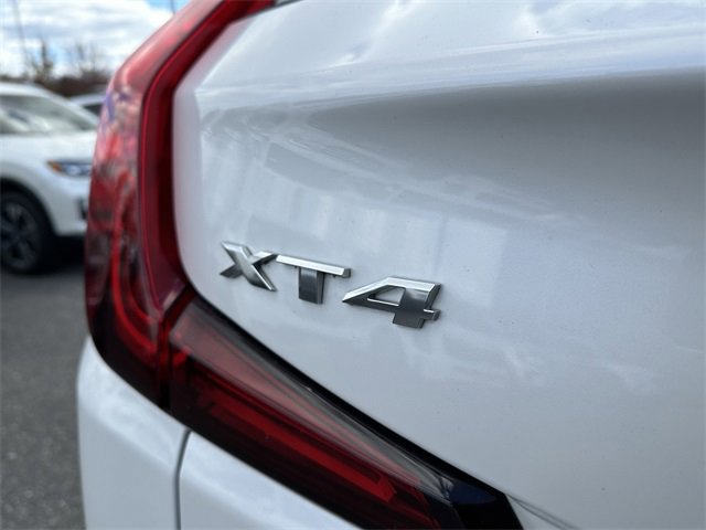 Used 2022 Cadillac XT4 Luxury w/ Cold Weather Package image 45