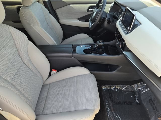 Used 2021 Nissan Rogue SV FWD image 13