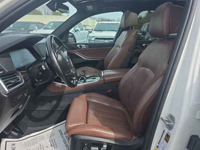 Used 2019 BMW X5 xDrive40i w/ Executive Package image 23
