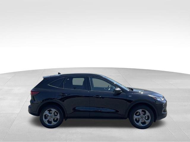 Certified 2025 Ford Escape ST-Line AWD/4WD image 13