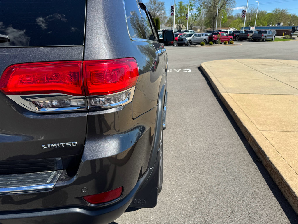 Used 2019 Jeep Grand Cherokee Limited w/ Luxury Group II AWD/4WD image 9