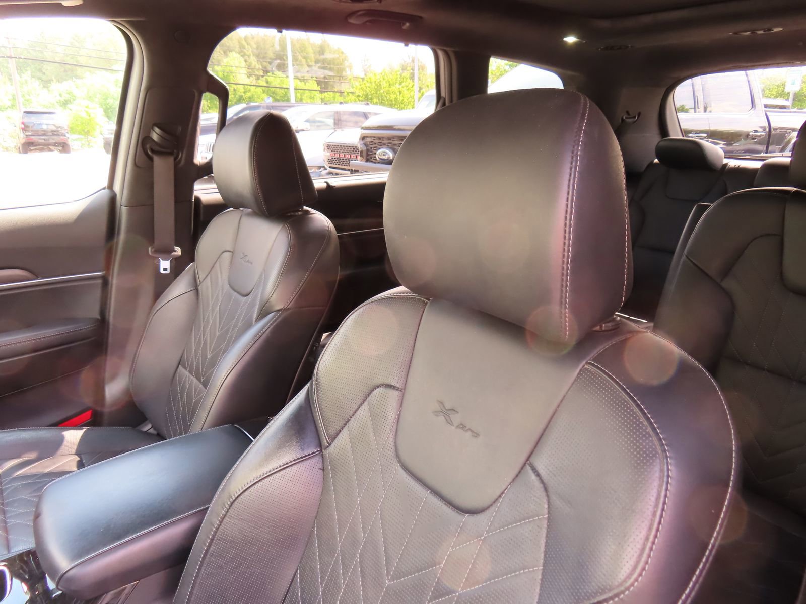 Used 2023 Kia Telluride SX Prestige X-Pro AWD/4WD image 18