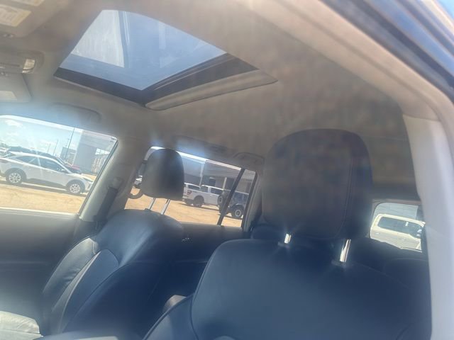 Used 2021 Nissan Armada SL w/ Captain's Chairs Package AWD/4WD image 7