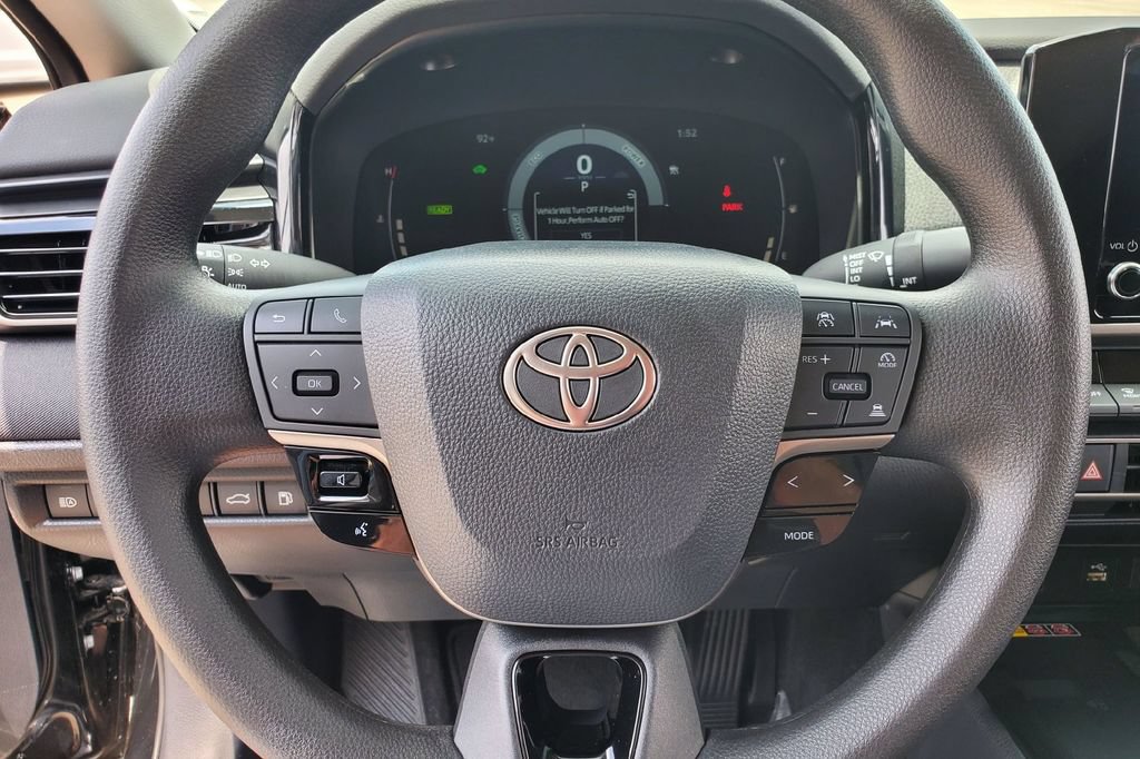 Used 2026 Toyota Camry LE FWD image 6