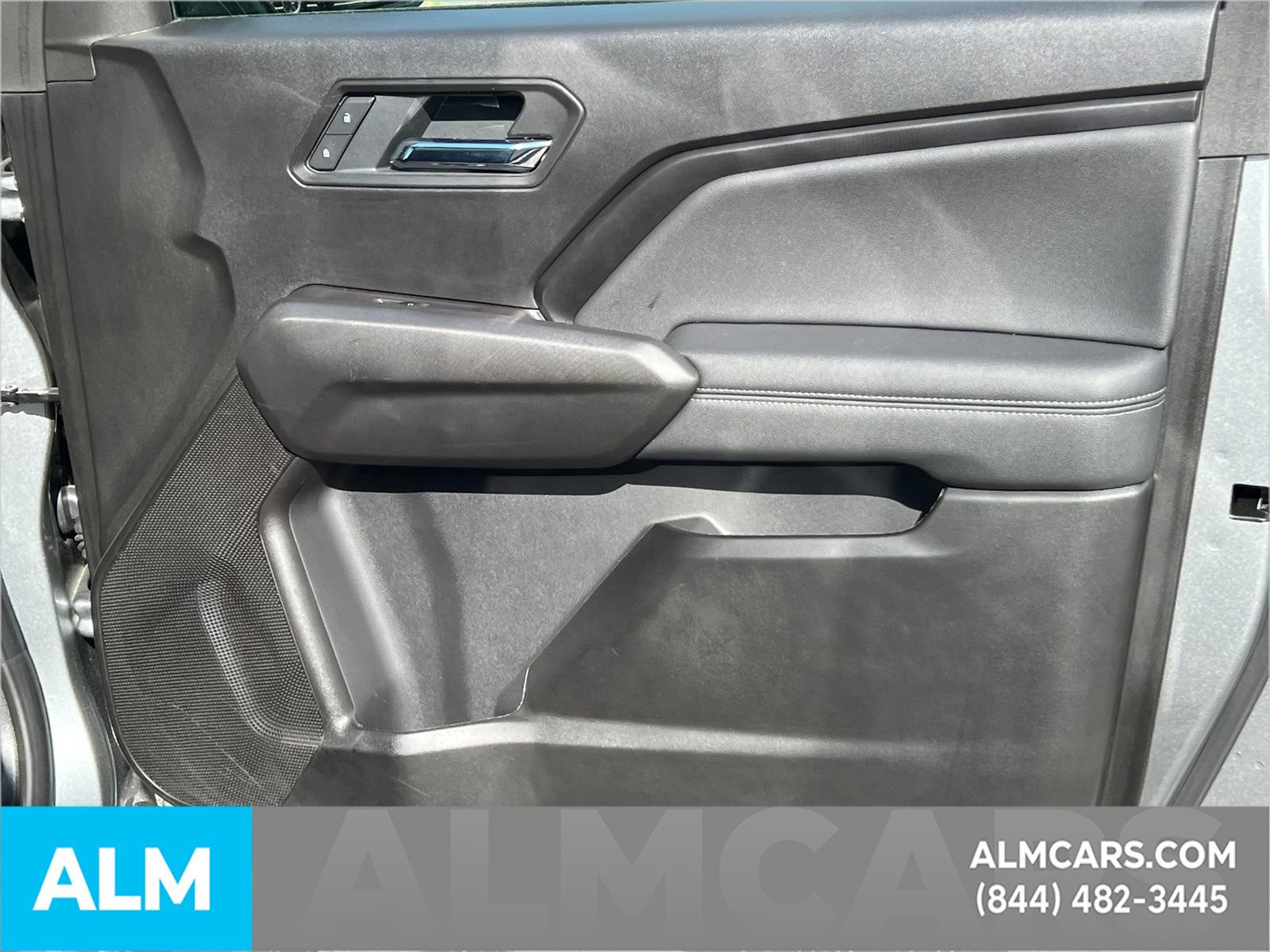 Used 2025 GMC Canyon Elevation RWD image 16