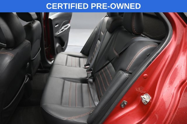 Used 2020 Nissan Kicks SR w/ SR Premium Package FWD image 11
