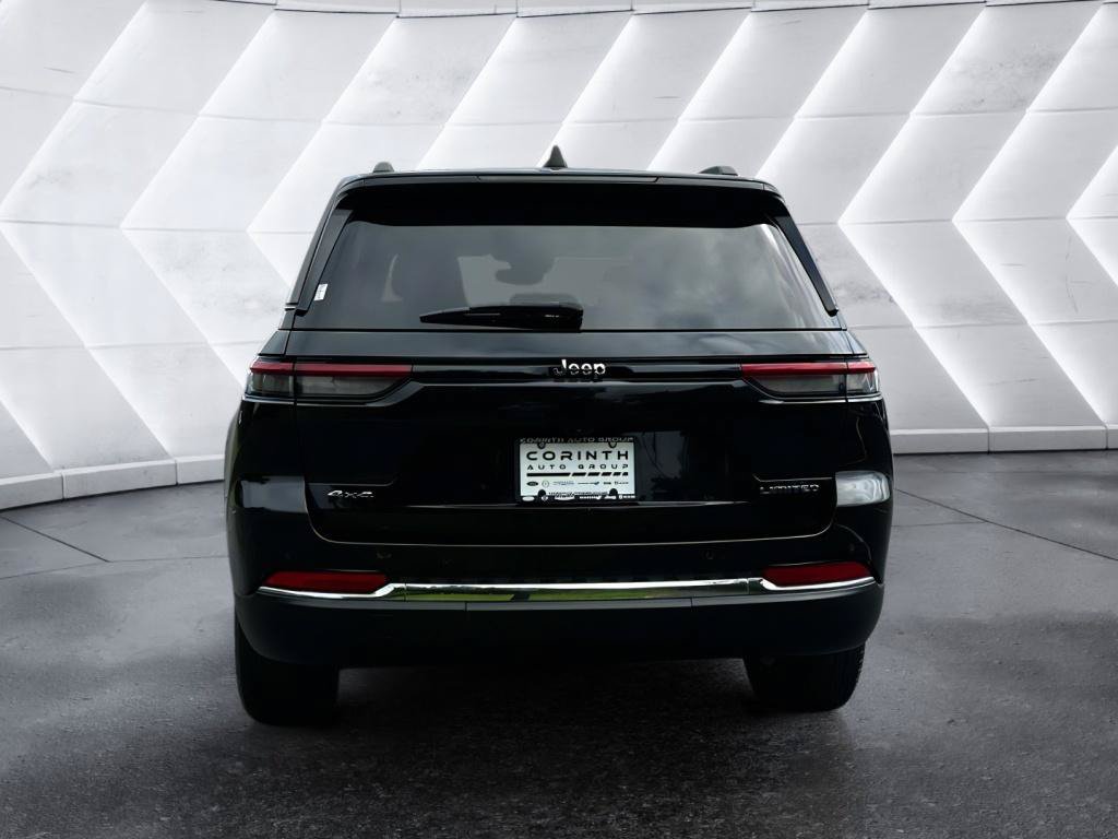 Used 2022 Jeep Grand Cherokee Limited AWD/4WD image 6