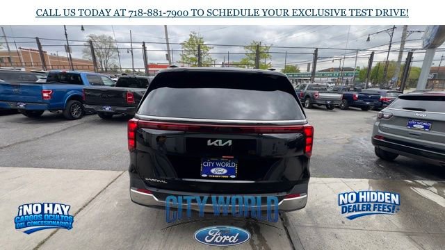 Used 2026 Kia Carnival SX FWD image 3