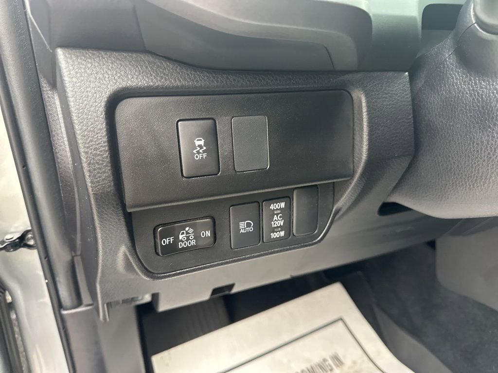 Used 2023 Toyota Tacoma TRD Sport w/ Technology Package AWD/4WD image 13