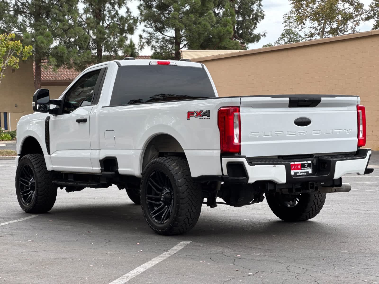 Certified 2023 Ford F350 XLT w/ FX4 Off-Road Package AWD/4WD image 5