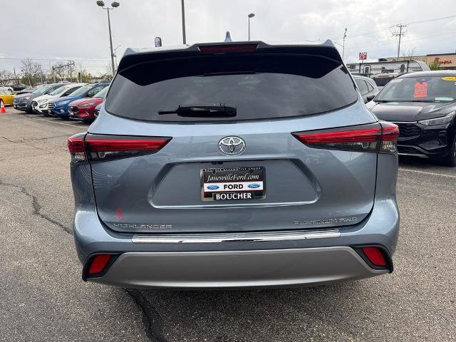 Used 2021 Toyota Highlander Platinum AWD/4WD image 4