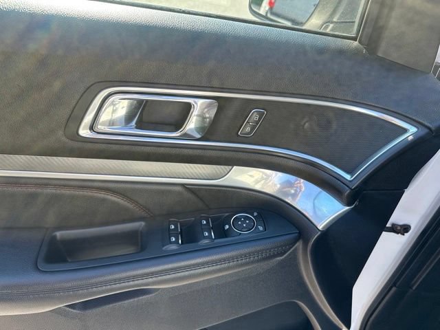 Certified 2019 Ford Explorer Sport AWD/4WD image 17