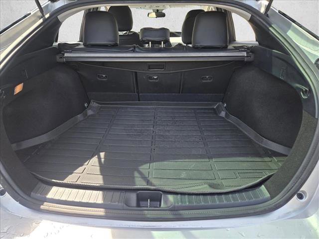 Used 2017 Toyota Prius Three FWD image 6