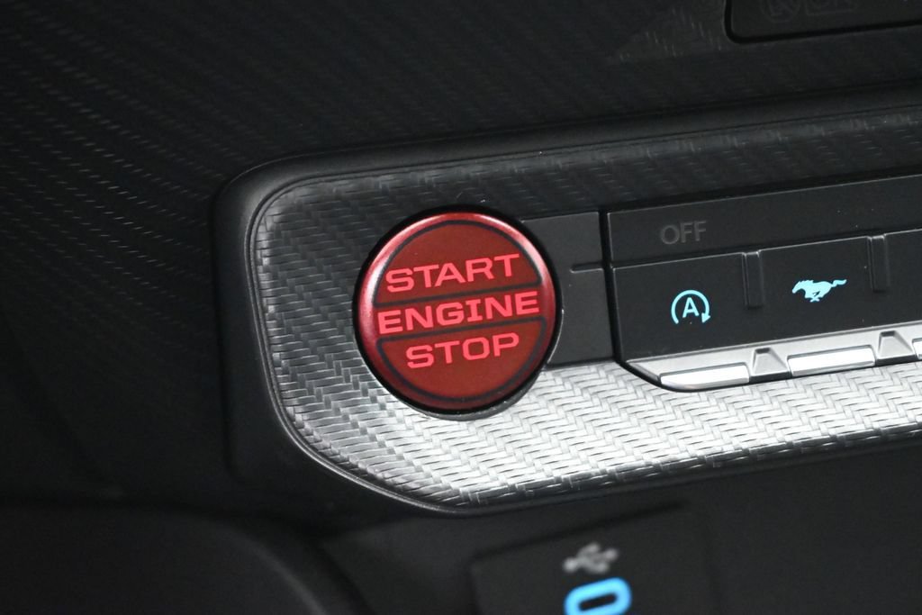 Certified 2025 Ford Mustang GT RWD image 13