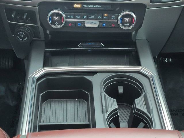 Certified 2022 Ford F450 Platinum w/ FX4 Off-Road Package image 19