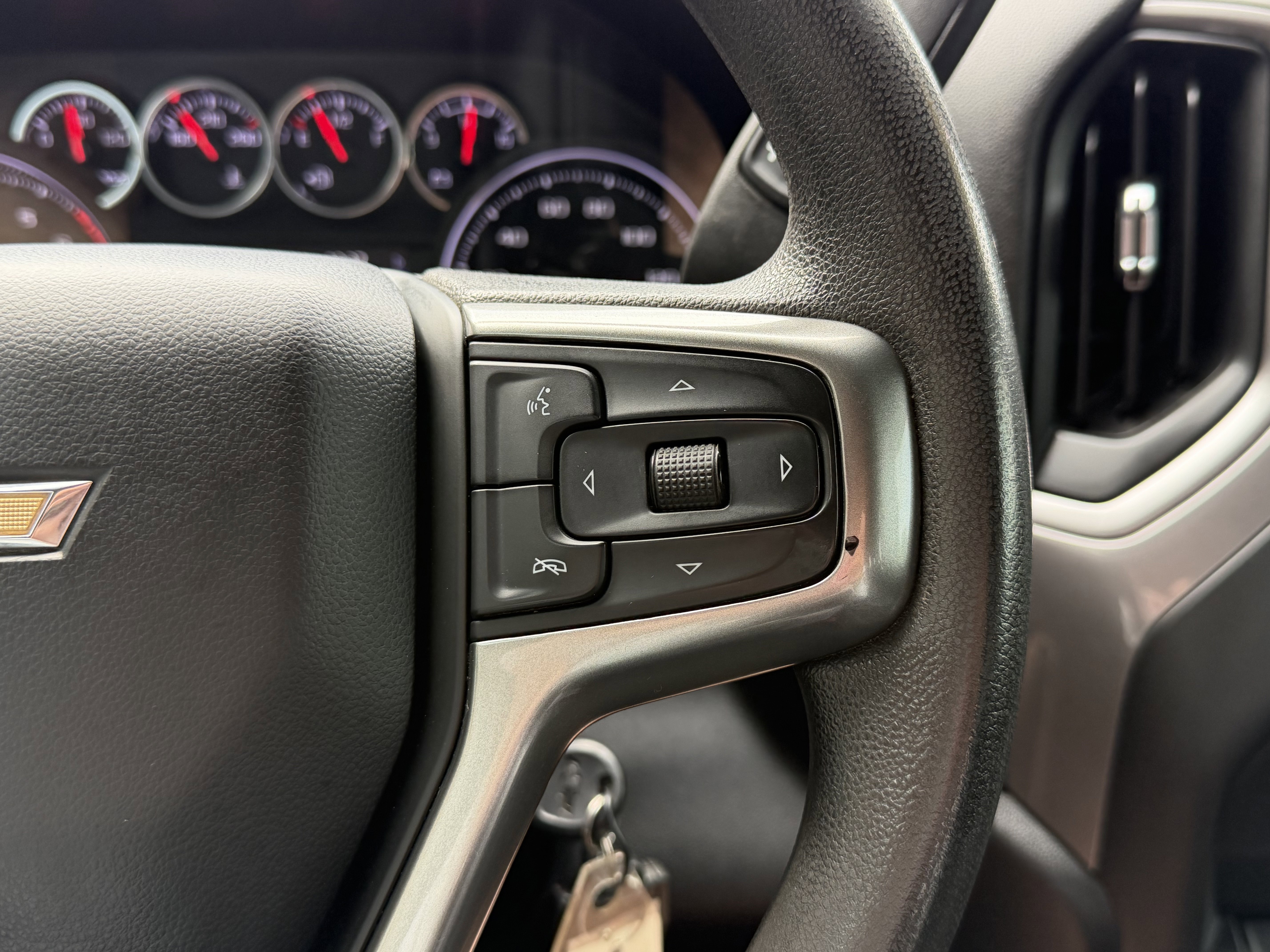 Used 2021 Chevrolet Silverado 2500 Custom w/ Custom Value Package AWD/4WD image 18