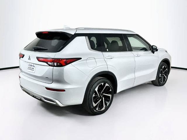 Used 2024 Mitsubishi Outlander SEL FWD image 25