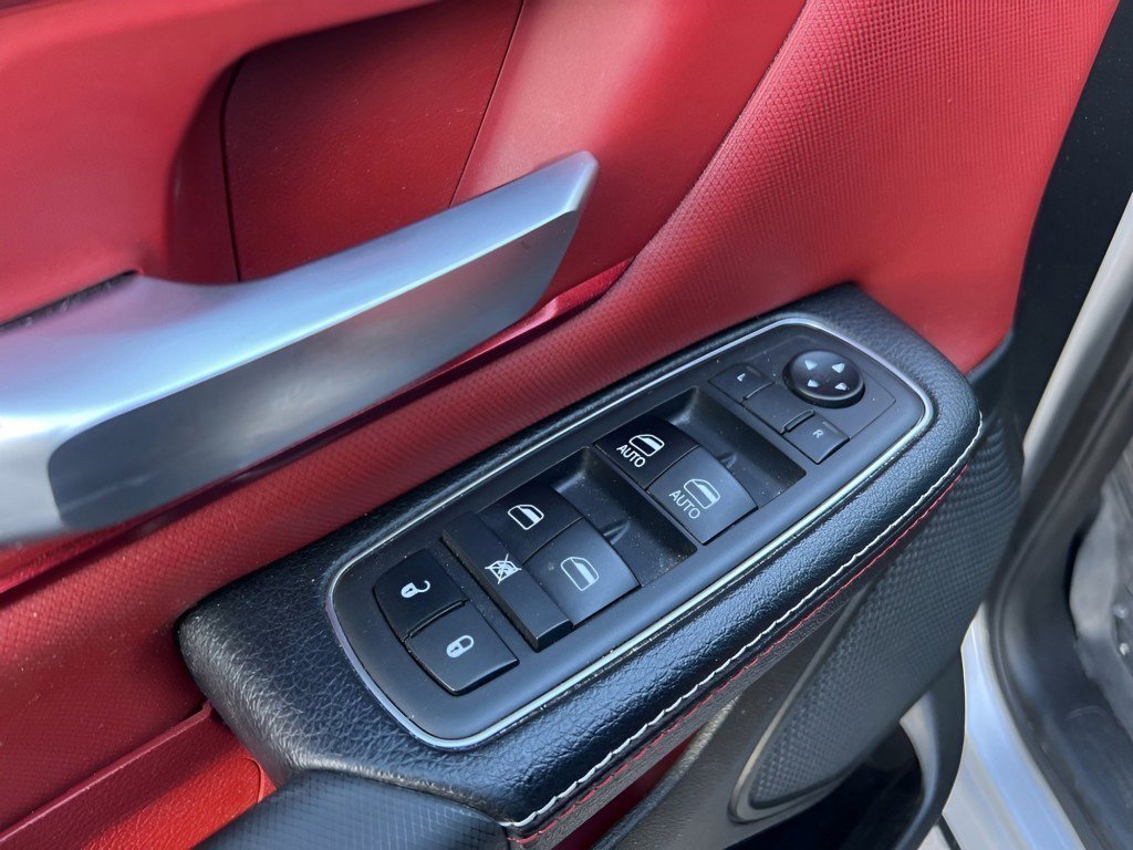 Used 2019 RAM 1500 Rebel image 21