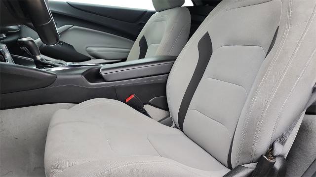 Used 2023 Chevrolet Camaro LT image 10