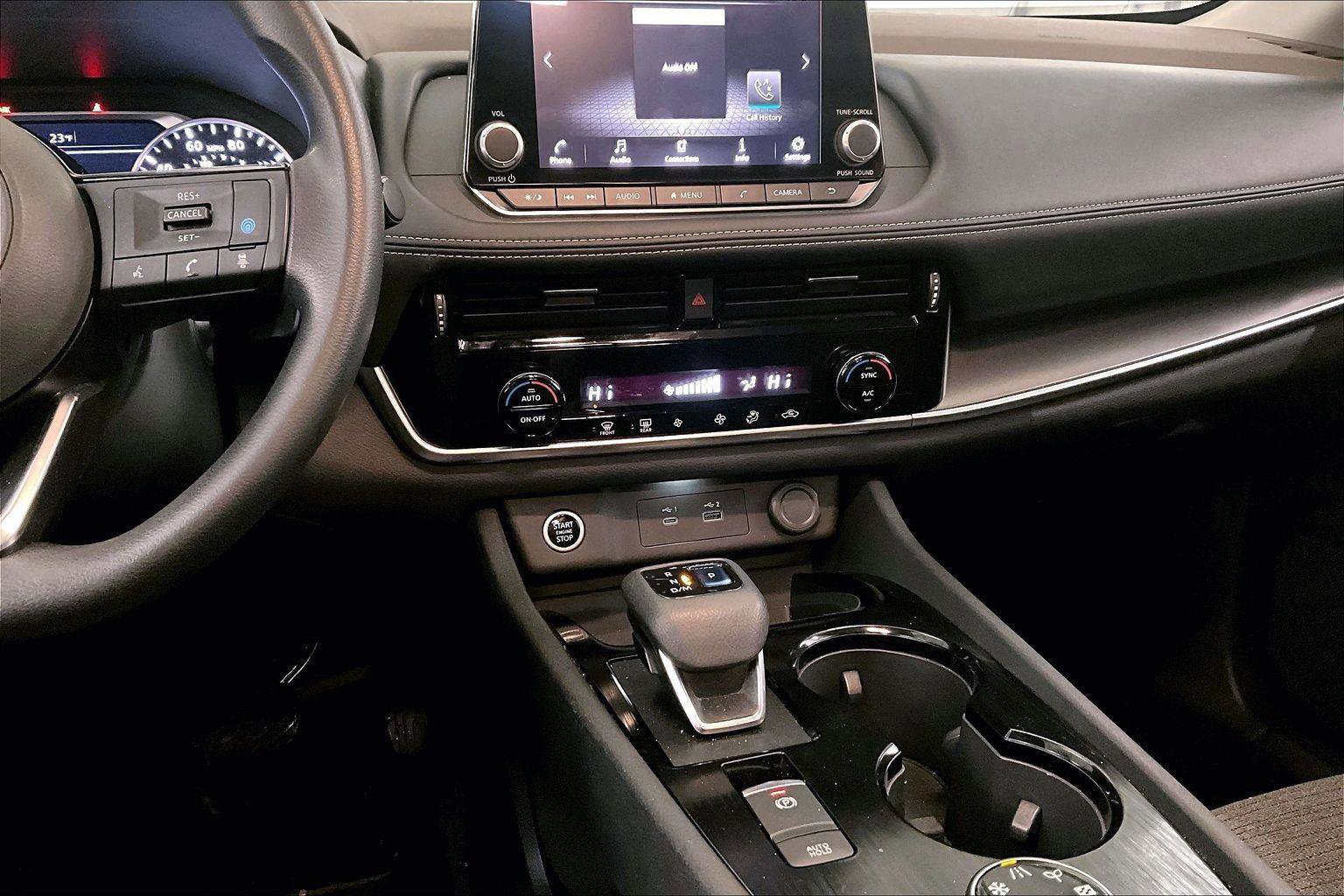 Used 2021 Nissan Rogue SV image 8