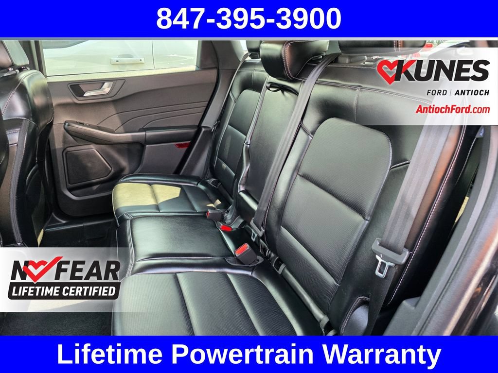 Certified 2025 Ford Escape Platinum AWD/4WD image 30