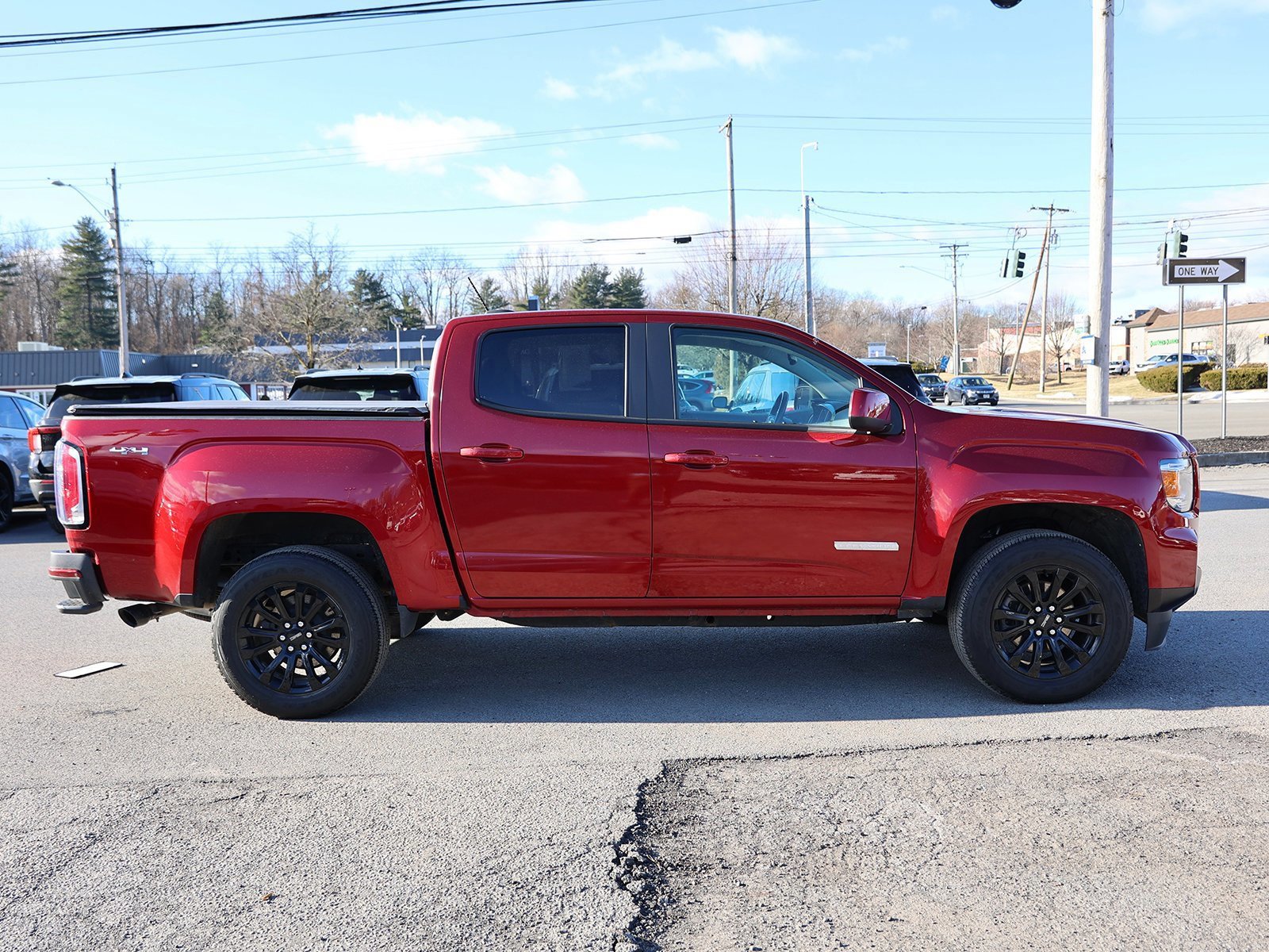 Used 2021 GMC Canyon Elevation image 2