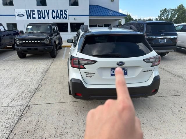 Used 2023 Subaru Outback Onyx Edition AWD/4WD image 12