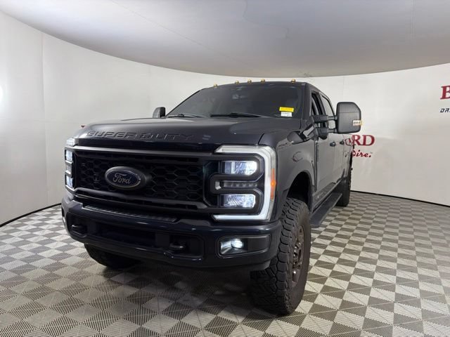 Certified 2023 Ford F350 XLT w/ XLT Premium Package AWD/4WD image 4