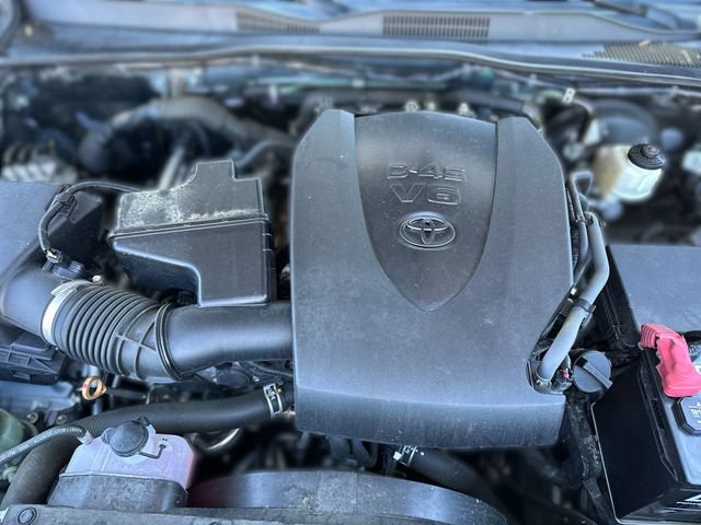 Used 2019 Toyota Tacoma TRD Sport AWD/4WD image 28