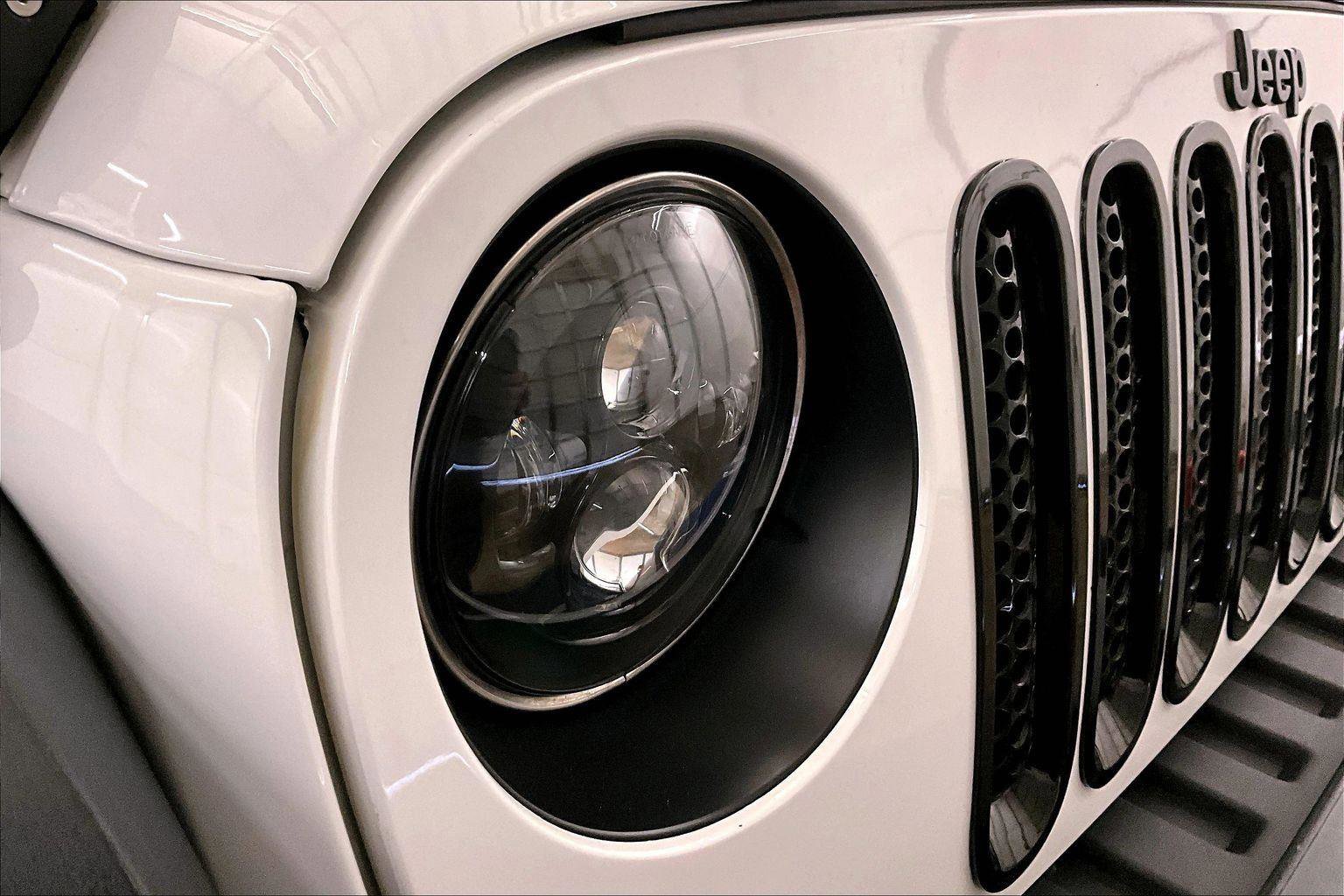 Used 2018 Jeep Wrangler Unlimited Sport S image 27