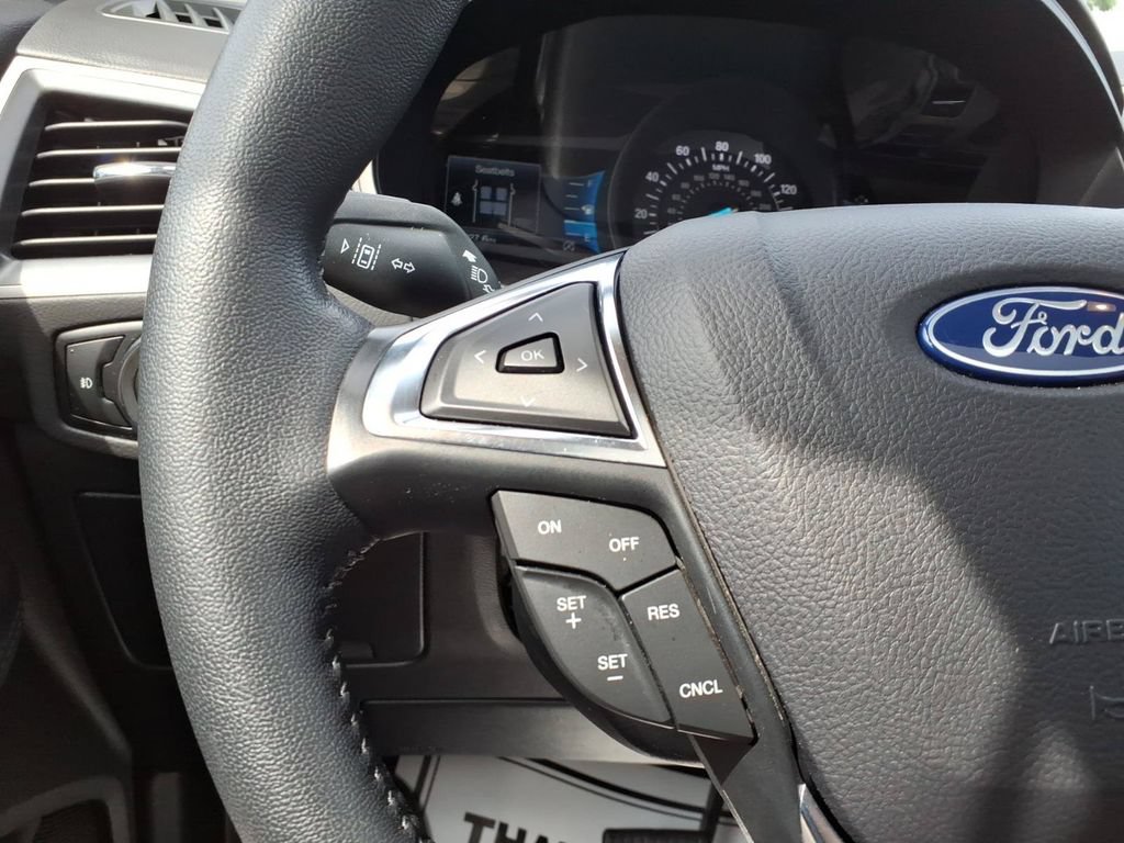 Certified 2024 Ford Edge SEL w/ Convenience Package AWD/4WD image 16