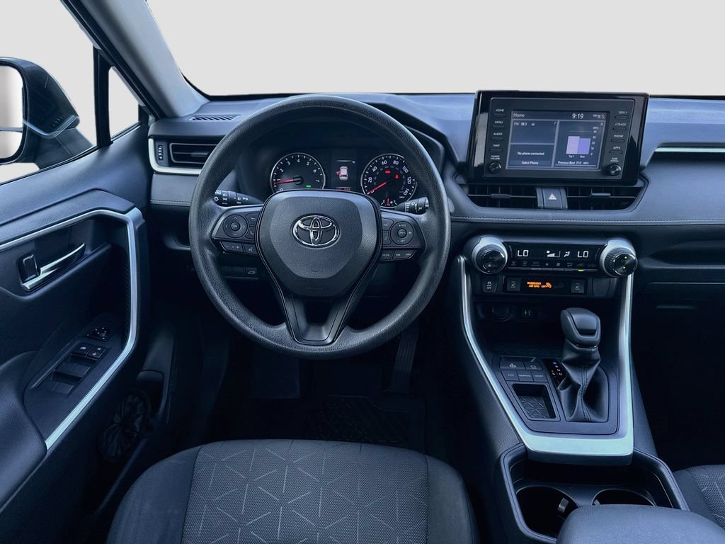 Used 2019 Toyota RAV4 XLE w/ Convenience Package FWD image 21