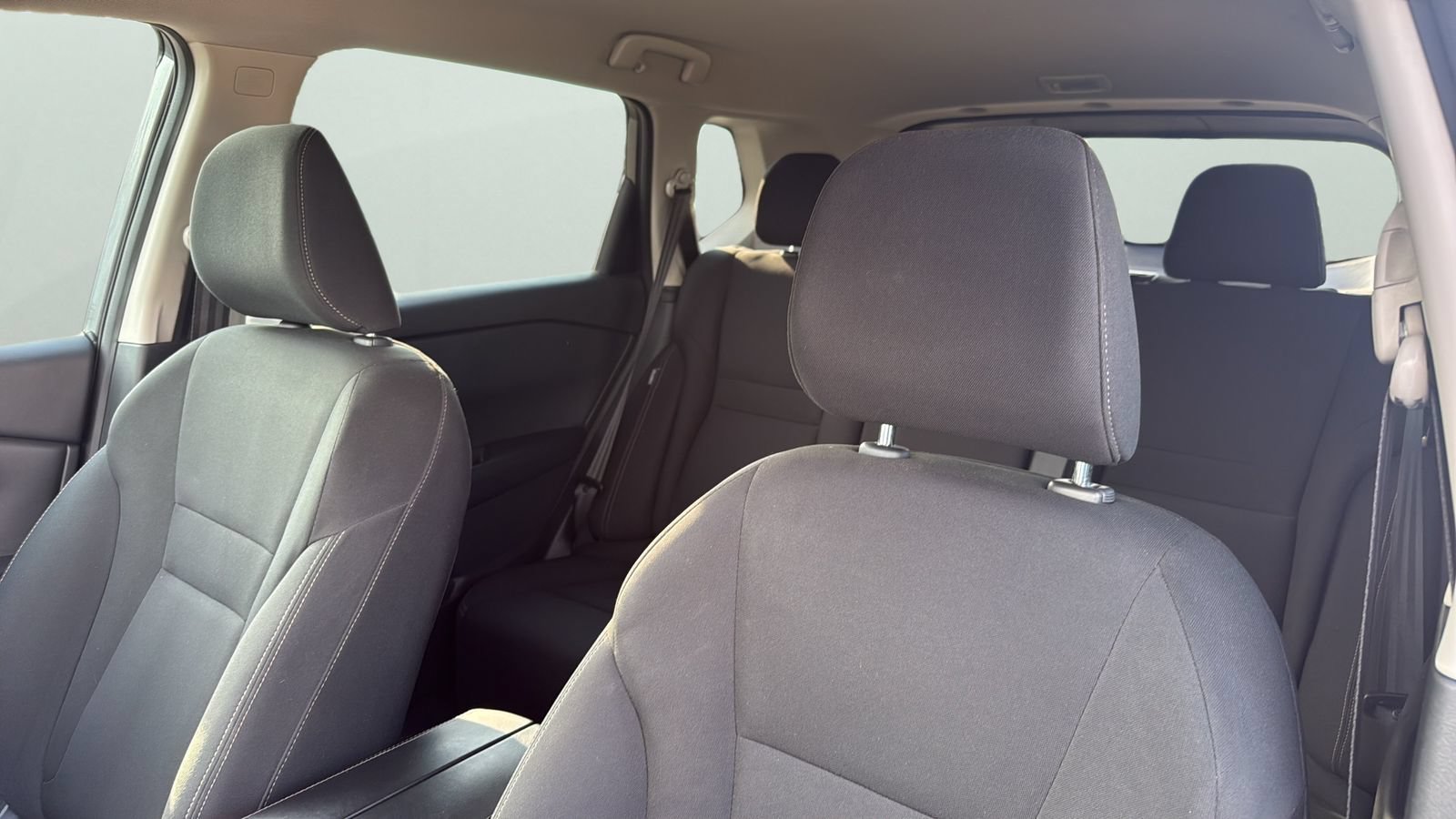 Used 2024 Nissan Rogue S FWD image 9