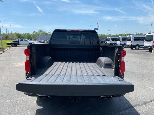 Used 2022 Chevrolet Silverado 1500 High Country w/ High Country Premium Package AWD/4WD image 9