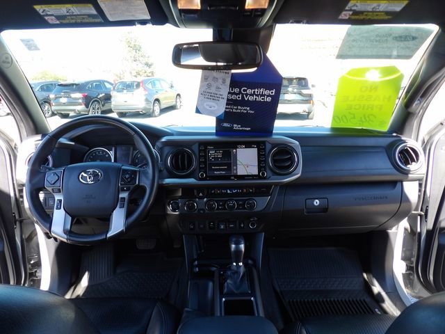 Used 2020 Toyota Tacoma Limited image 21