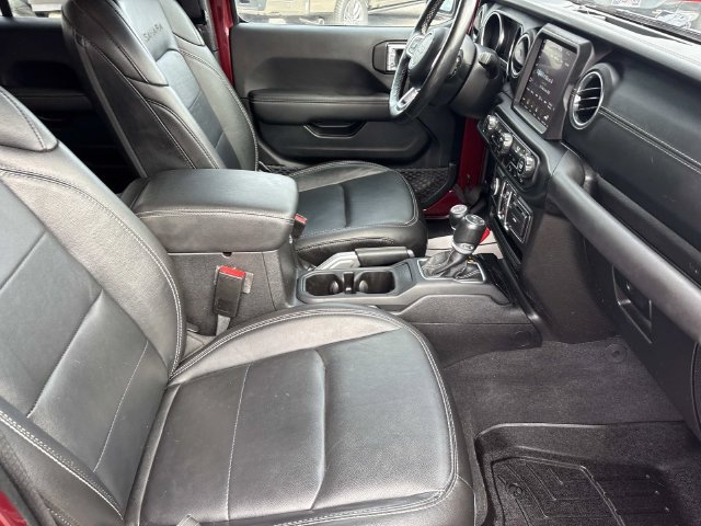 Used 2021 Jeep Wrangler Unlimited Sahara AWD/4WD image 22