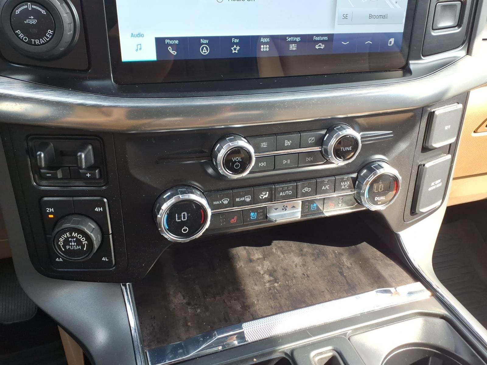 Certified 2021 Ford F150 Lariat w/ Max Trailer Tow Package AWD/4WD image 20