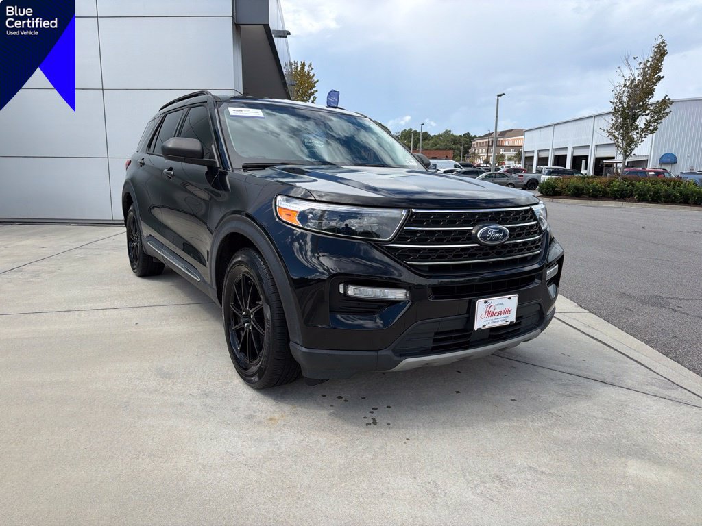 Certified 2023 Ford Explorer XLT w/ Equipment Group 202A