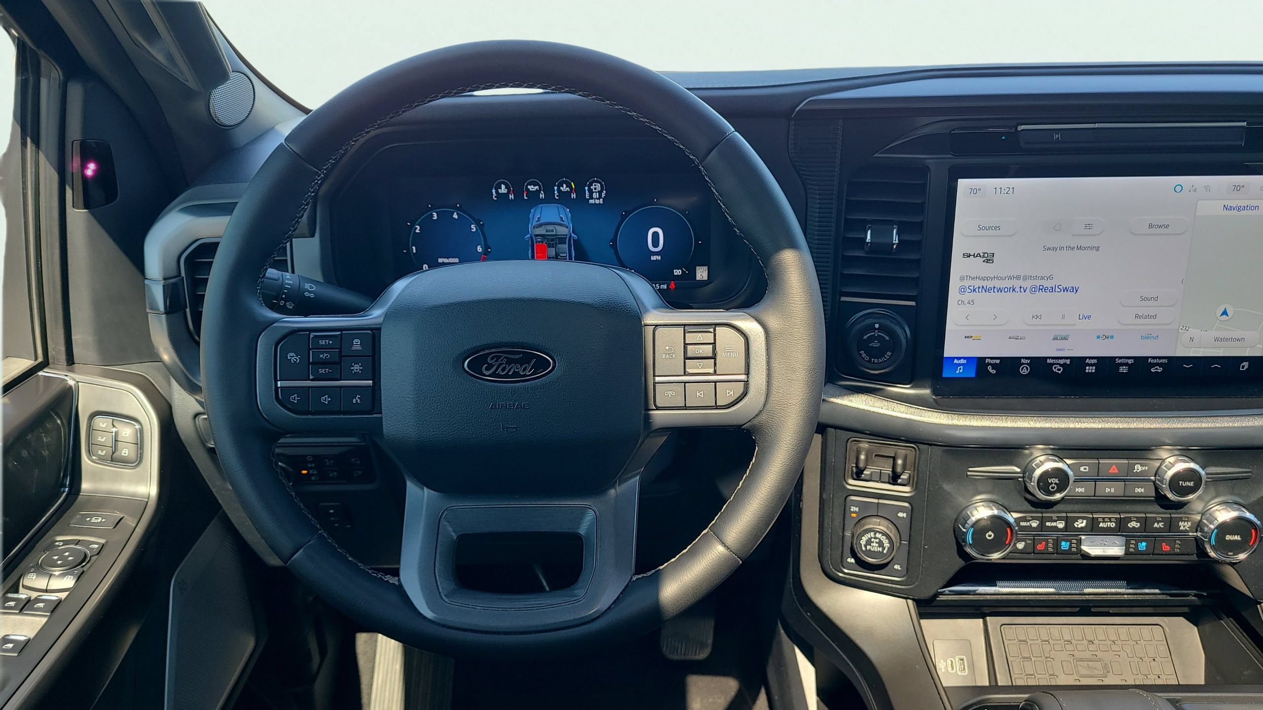 Certified 2025 Ford F150 Lariat w/ Equipment Group 502A High AWD/4WD image 17