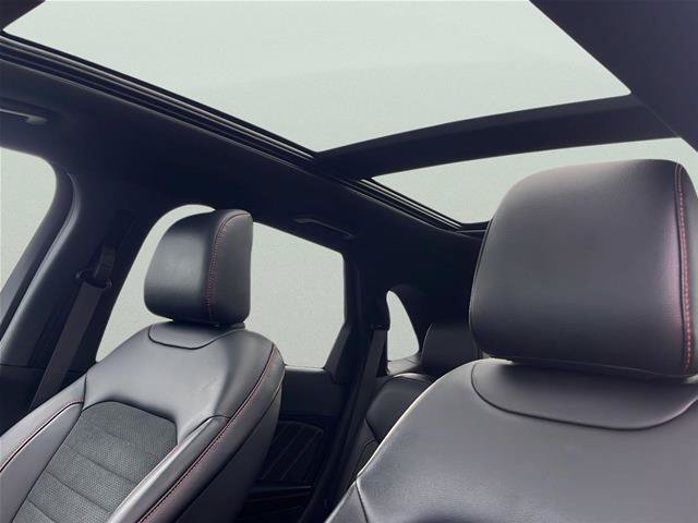 Certified 2024 Ford Edge ST-Line AWD/4WD image 10