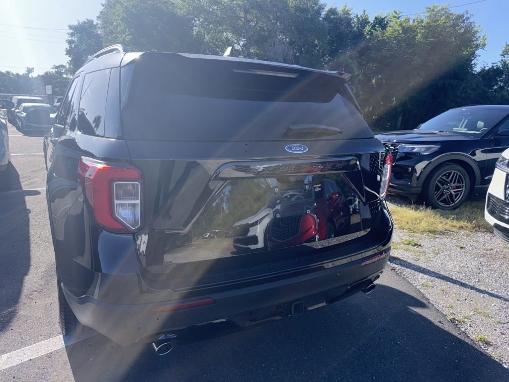 Certified 2023 Ford Explorer ST-Line w/ Class IV Trailer Tow Package image 4