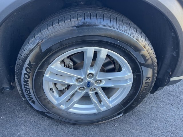 Certified 2023 Ford Explorer XLT w/ Equipment Group 202A image 30