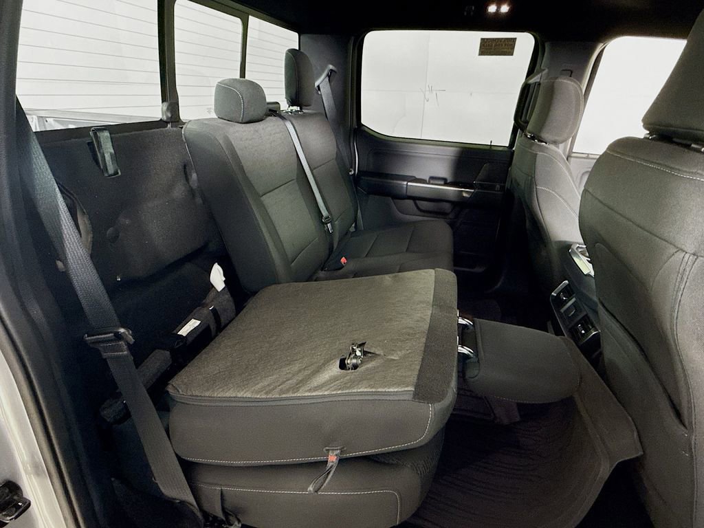 Certified 2022 Ford F150 XLT w/ Equipment Group 302A High image 26