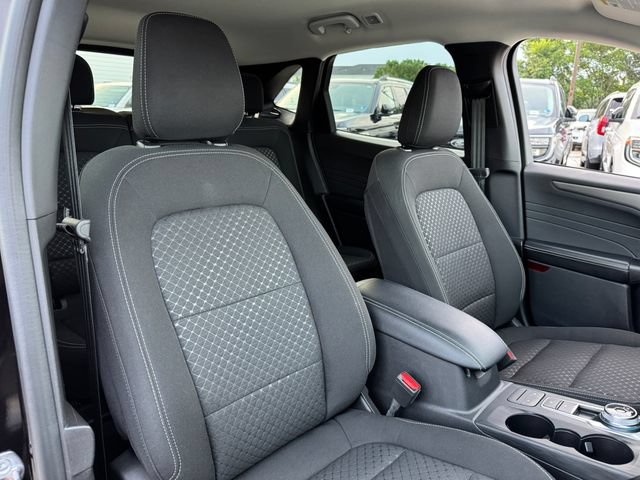 Certified 2023 Ford Escape Active AWD/4WD image 19