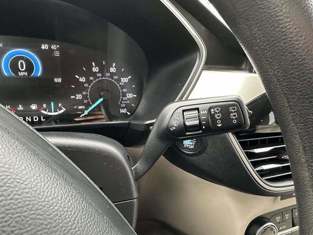 Certified 2020 Ford Escape SE image 27