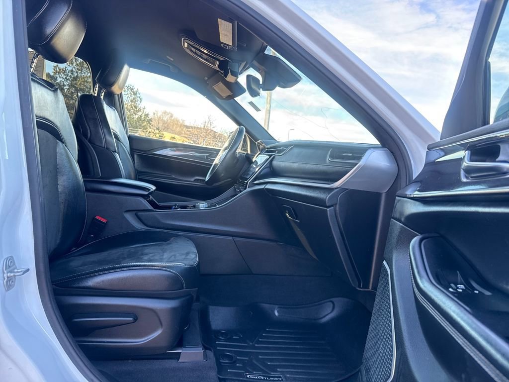 Used 2021 Jeep Grand Cherokee L Altitude image 30