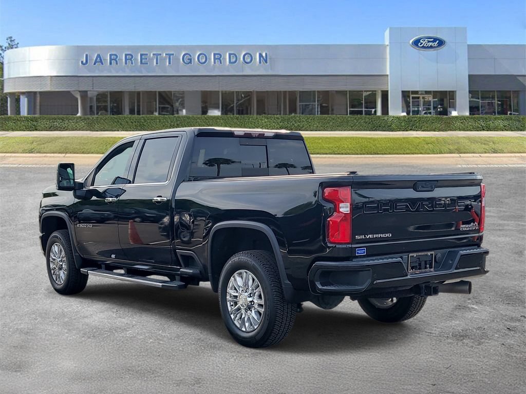 Used 2020 Chevrolet Silverado 2500 High Country w/ Z71 Off-Road Package AWD/4WD image 3
