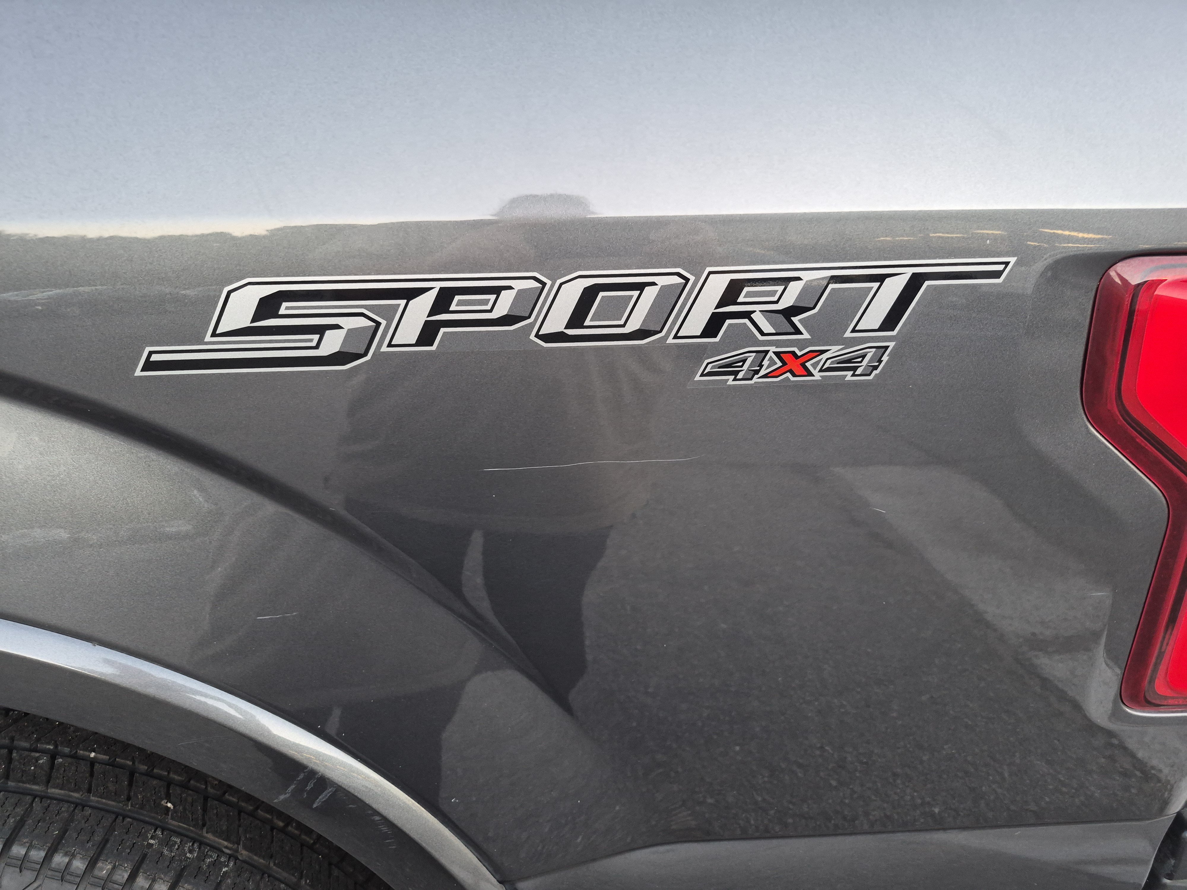 Certified 2019 Ford F150 XLT w/ Equipment Group 302A Luxury AWD/4WD image 8